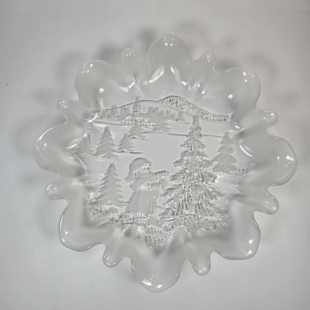 Vintage Mikasa Christmas Story Frosted Glass Crystal Serving Plate Bowl‎ Platter